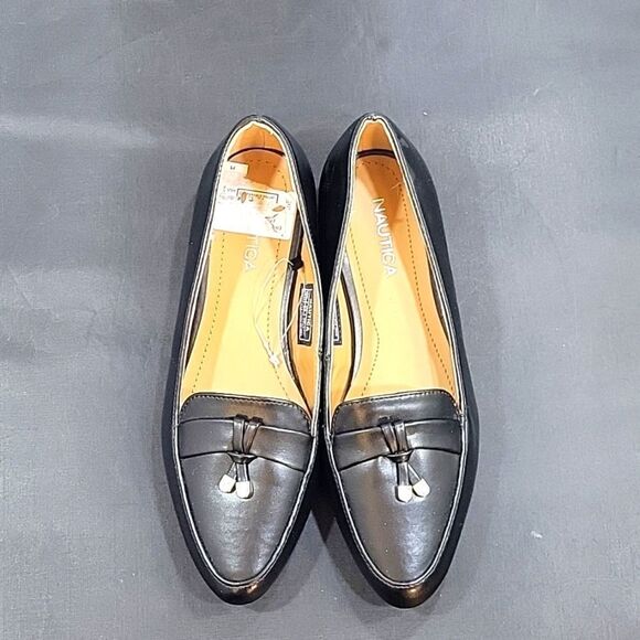 BRAND NEW NAUTICA YAFFA POINTED TOE WOMEN'S LOAFER - Picture 2 of 16